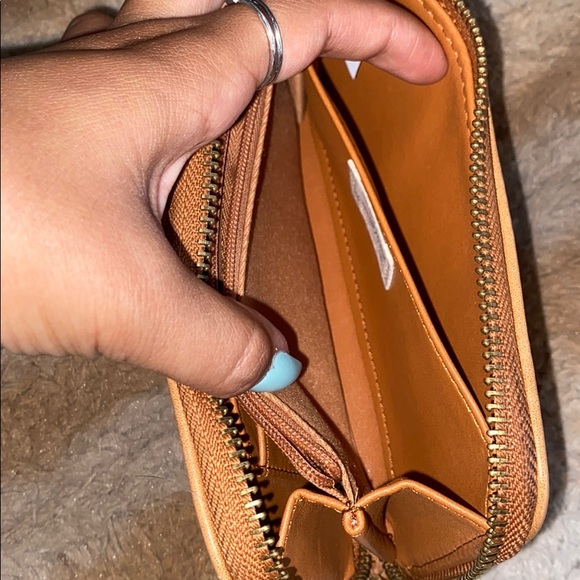 Wallet - Picture 4 of 5